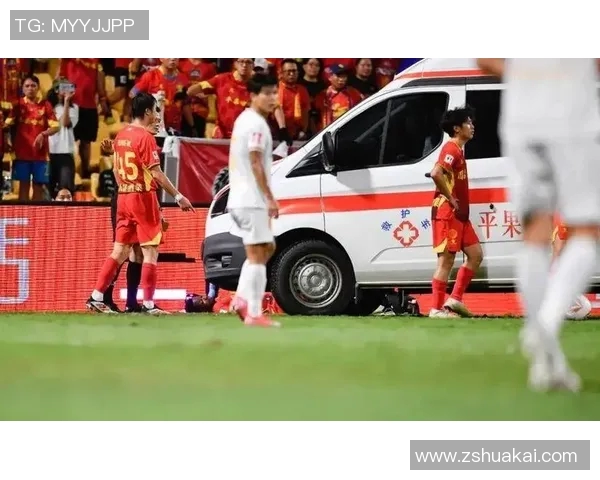 足球伤势最严重球星的悲剧性故事及其职业生涯影响解析 足球伤势最严重球星的悲剧性故事及其职业生涯影响解析